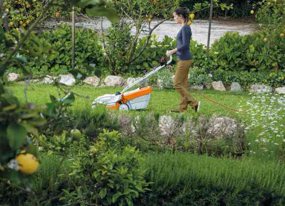 Stihl Elektro Rasenmäher RME235