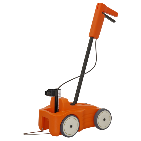 linienmarkierwagen-soppec-purespray-driver-orange-www-rosa-moser-at
